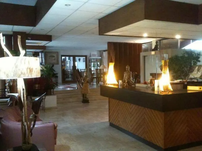 Hotel - Restaurant De La Paix Barbotan-les-Thermes 3*,
